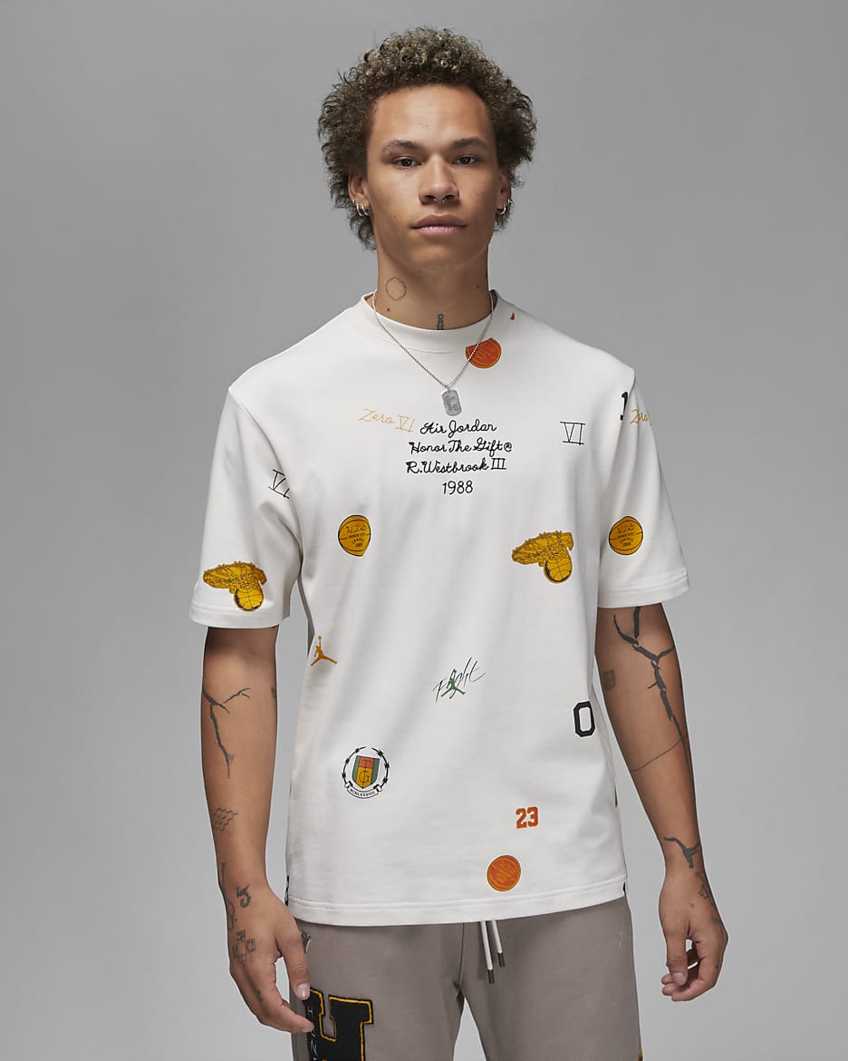 大流行中！ Gift® The Honor x Jordan Men's ID Nike T-Shirt. ジャケット・アウター